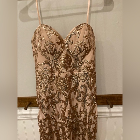 Rebecca Rose Gold Strapless Sequin Maxi Dress - Picture 6 of 10